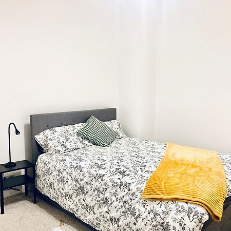 Cosy 2 Bedroom Apartment In Swiss Cottage. Лондон Экстерьер фото