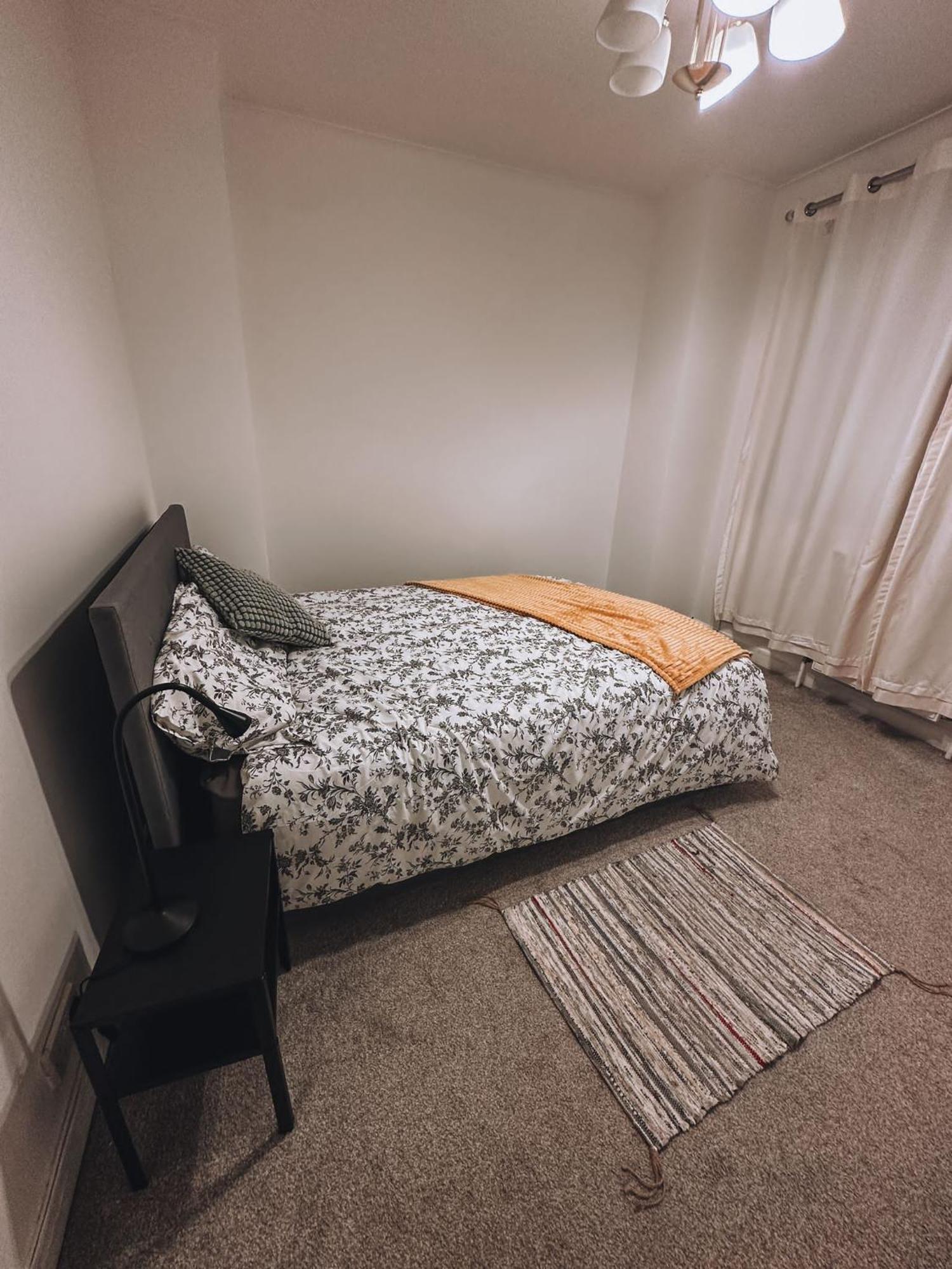 Cosy 2 Bedroom Apartment In Swiss Cottage. Лондон Экстерьер фото
